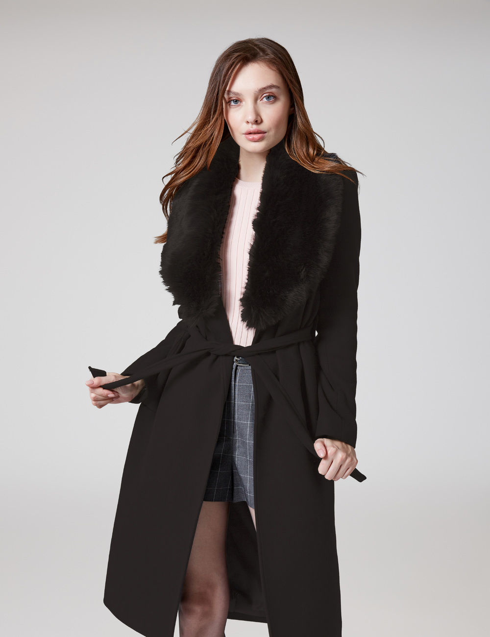 manteau long avec ceinture noir Jennyfer prix 49,99 €