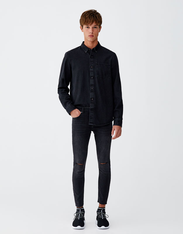 Jean superskinny fit déchiré genou Pull&Bear Prix 79.90 TND